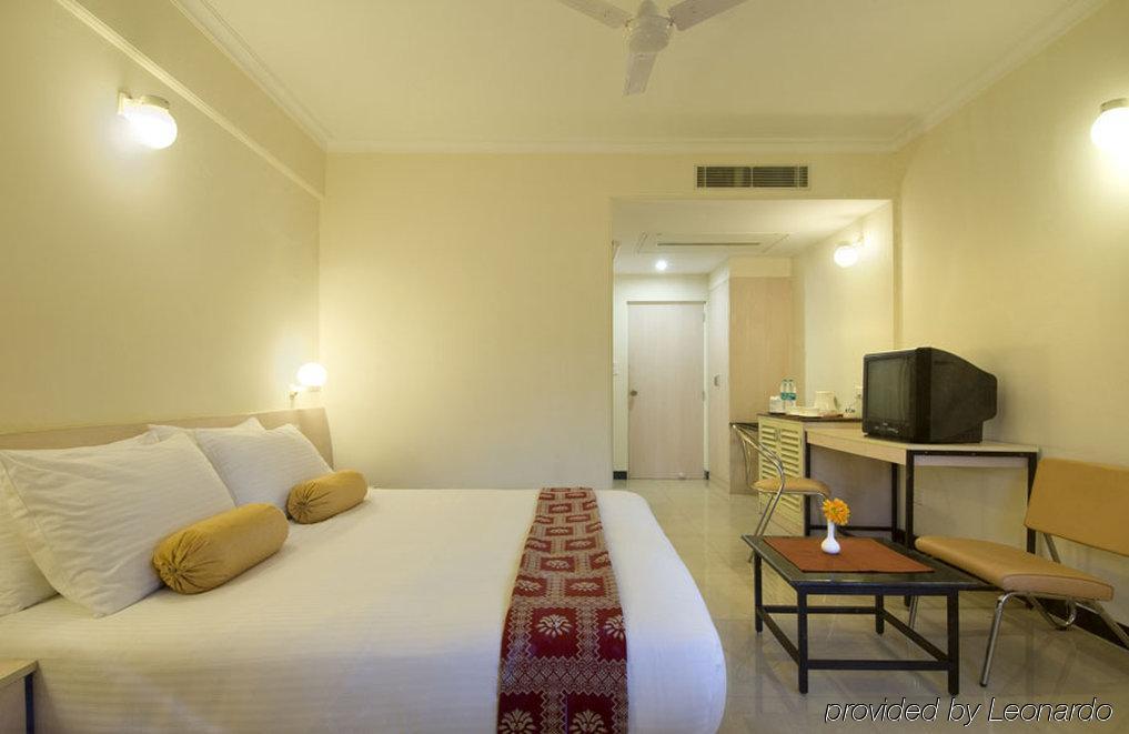 Grand Hotel Agra  Room photo